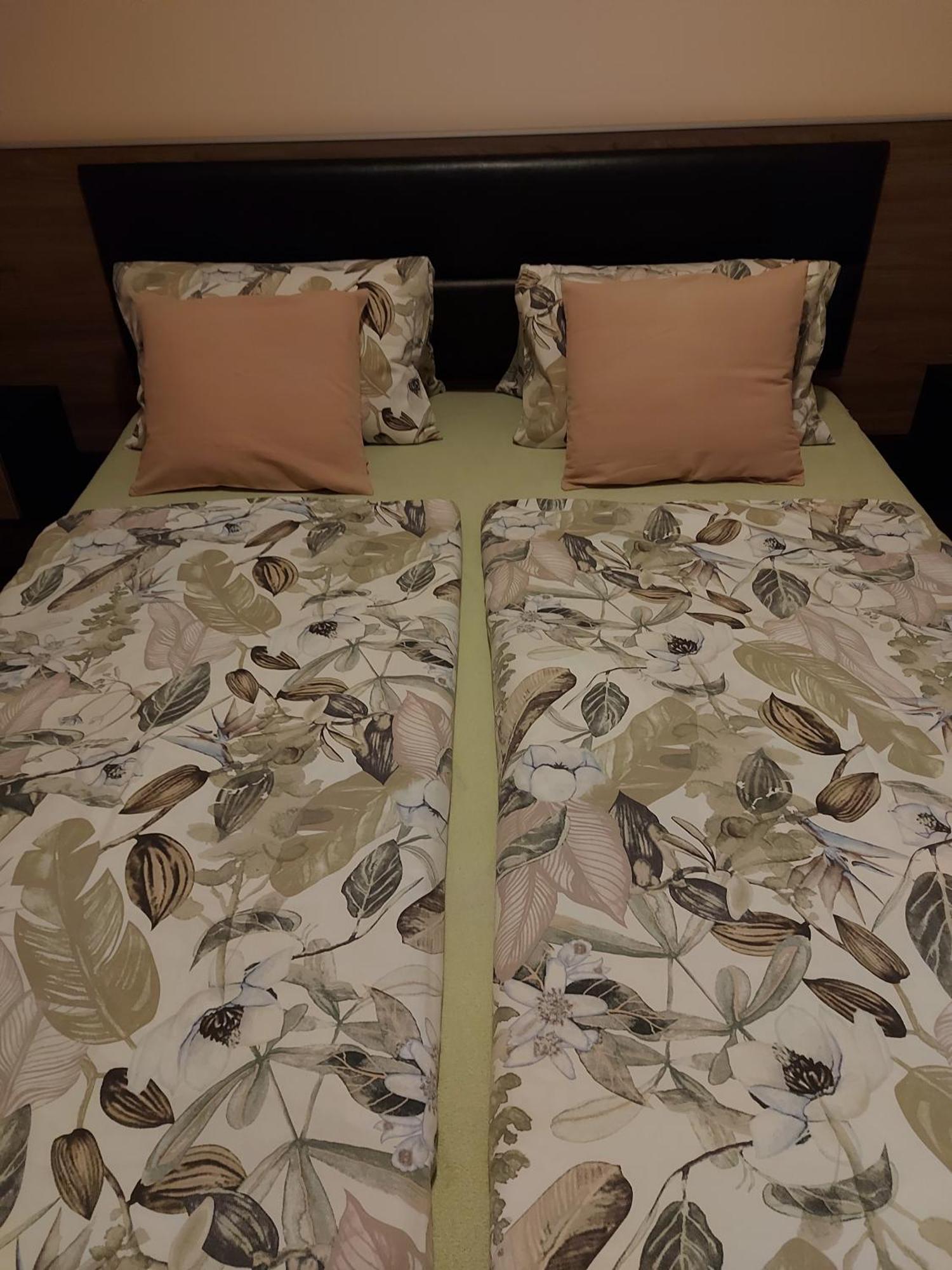 Kiscsillag Apartman Harkany Ngoại thất bức ảnh